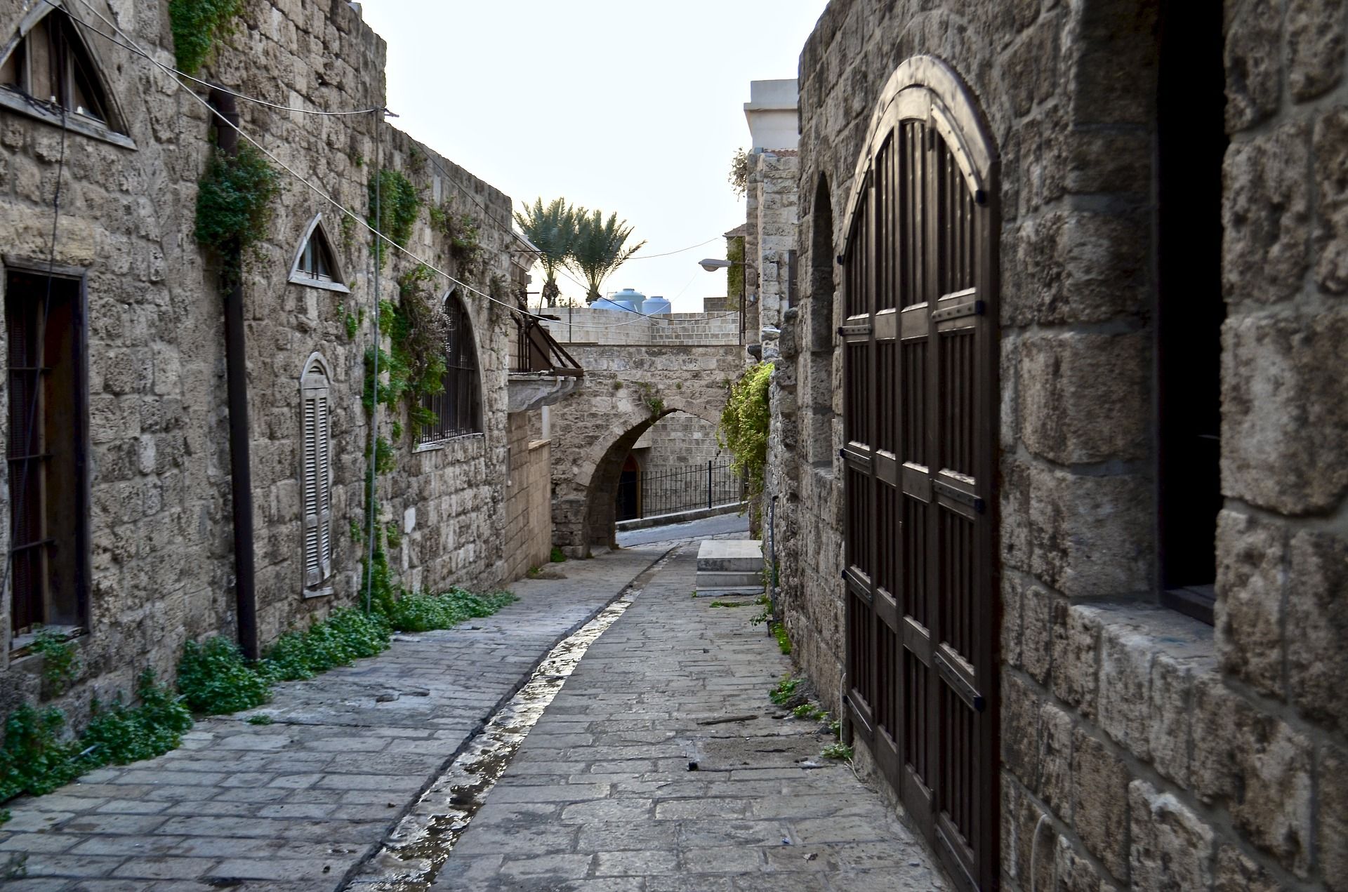 alley-3854162_1920 alley-3854162_1920