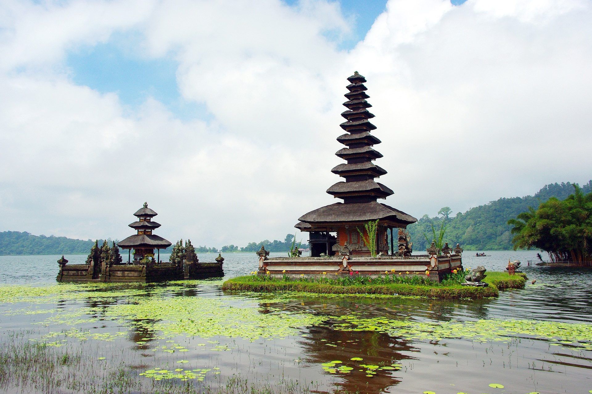 indonesia-1356743_1920