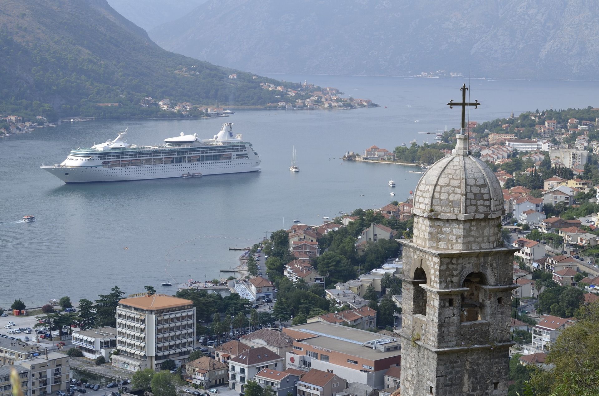 kotor-3694764_1920 kotor-3694764_1920